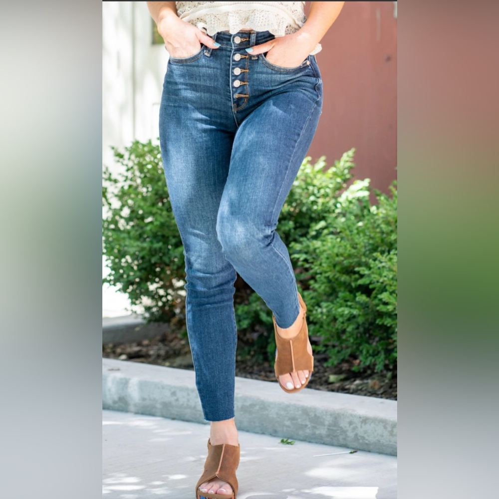 JUDY BLUE BUTTON Fly SKINNY JEANS size18W - Picture 1 of 13
